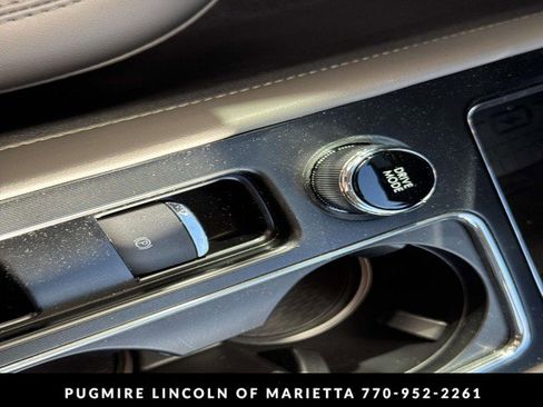 New 2026 Lincoln Corsair Premiere image 32