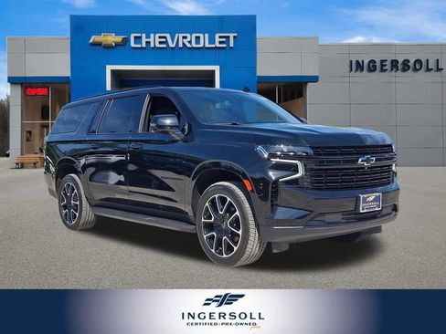 Used 2024 Chevrolet Suburban RST w/ Luxury Package AWD/4WD image 1