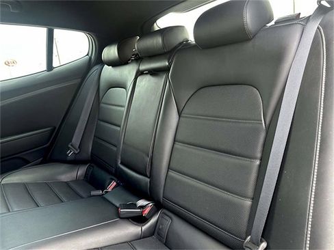Used 2020 Kia Stinger GT2 image 25