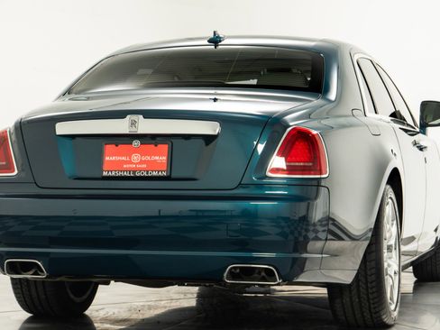 Used 2010 Rolls-Royce Ghost image 9
