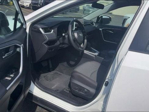 Used 2024 Toyota RAV4 XLE image 3