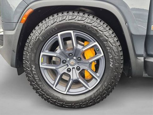 Used 2022 Rivian R1T Launch Edition AWD/4WD image 25