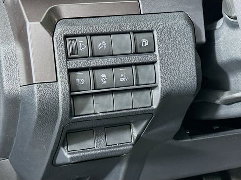 Certified 2025 Toyota 4Runner TRD Off-Road image 10