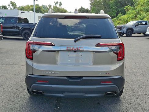 Used 2023 GMC Acadia AT4 w/ Technology Package AWD/4WD image 5