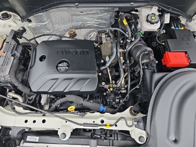 Used 2023 Buick Encore GX Essence w/ Experience Buick Package FWD image 33