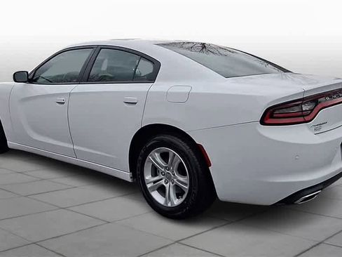 Used 2020 Dodge Charger SXT w/ Leather Interior Group image 6