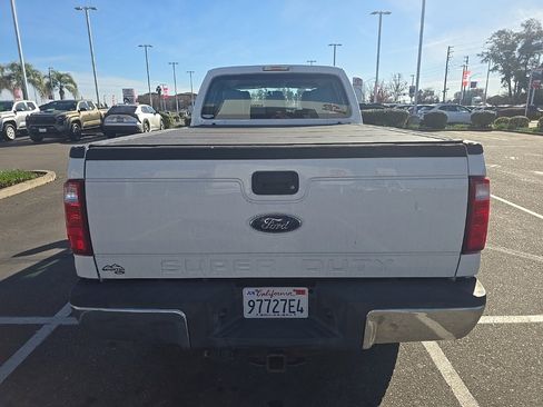 Used 2015 Ford F250 XL w/ Power Equipment Group image 4