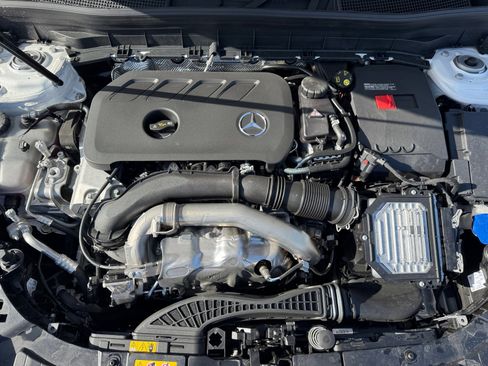 New 2026 Mercedes-Benz GLB 250 4MATIC image 21