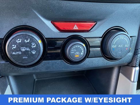 Used 2023 Subaru Forester Premium image 12