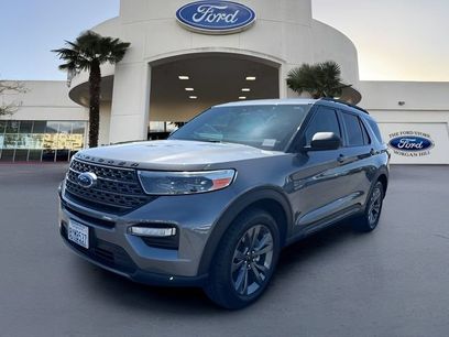 Certified 2021 Ford Explorer XLT w/ Equipment Group 202A