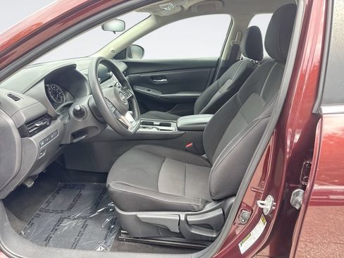 Used 2025 Nissan Sentra SV FWD image 13