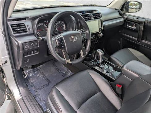 Used 2023 Toyota 4Runner TRD Off-Road Premium w/ Moonroof Package AWD/4WD image 10