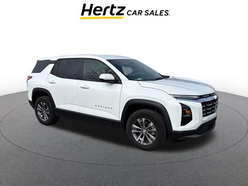 Used 2025 Chevrolet Equinox LT image 1