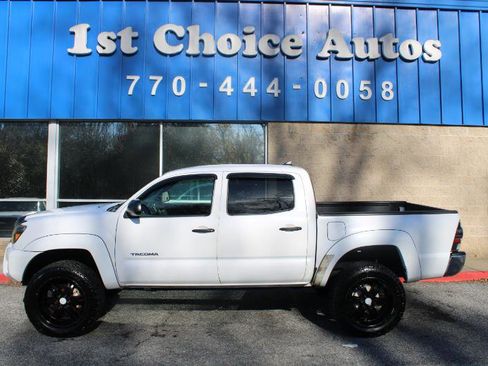 Used 2015 Toyota Tacoma PreRunner w/ SR5 Package image 8