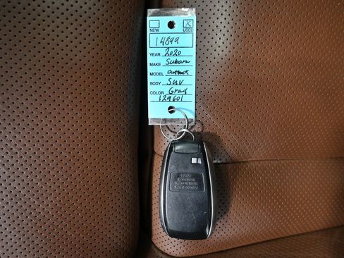 Used 2020 Subaru Outback Touring XT AWD/4WD image 39