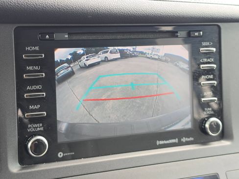 Used 2020 Toyota Sienna XLE Premium FWD image 28