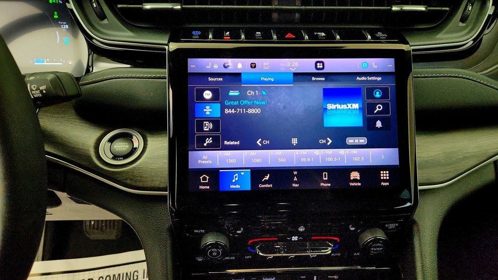 Used 2023 Jeep Grand Cherokee 4WD 4xe image 17