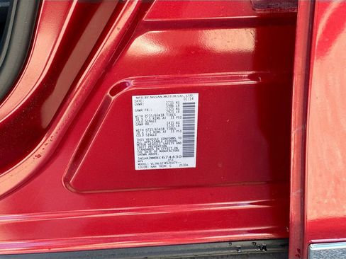 Used 2014 Nissan Pathfinder SL w/ SL Tech Package image 22