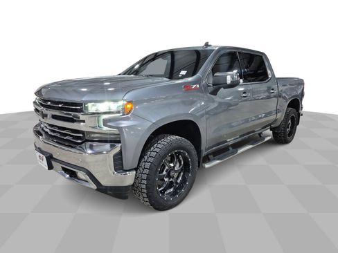 Used 2020 Chevrolet Silverado 1500 LTZ w/ LTZ Premium Package image 5