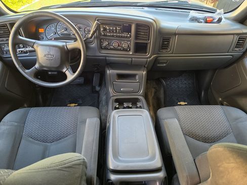 Used 2002 Chevrolet Avalanche 2500 RWD image 36