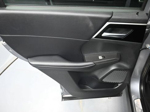 Used 2022 Mitsubishi Outlander SE AWD/4WD image 27