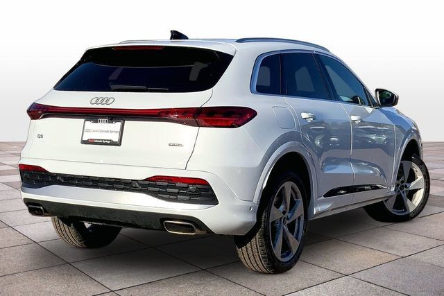 Used 2025 Audi Q5 Premium Plus w/ Premium Plus AWD/4WD image 13