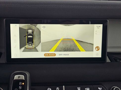 Used 2023 Land Rover Defender 110 image 26