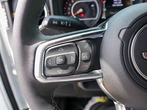 New 2026 Jeep Wrangler Unlimited Sahara AWD/4WD image 27