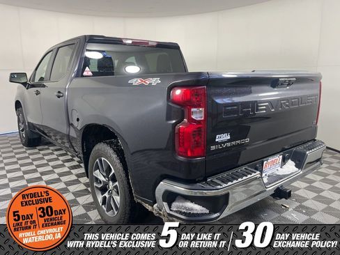 Certified 2022 Chevrolet Silverado 1500 LT image 9