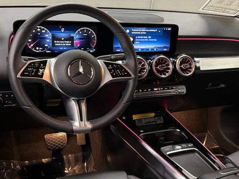 Certified 2026 Mercedes-Benz GLB 250 image 38
