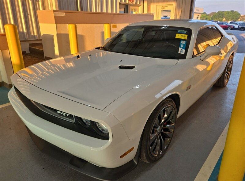 Used 2013 Dodge Challenger SRT8 w/ Harman Kardon Audio Group RWD image 3