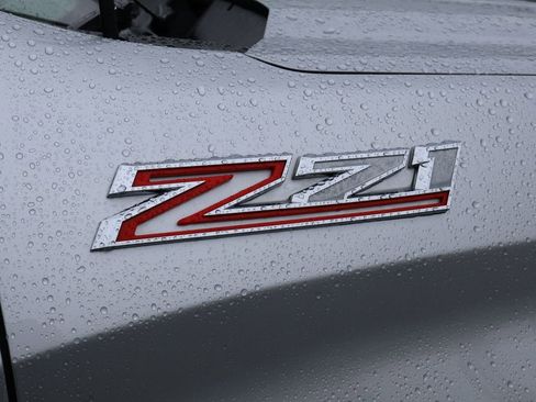 Used 2021 Chevrolet Silverado 1500 LT Trail Boss w/ Convenience Package II AWD/4WD image 11