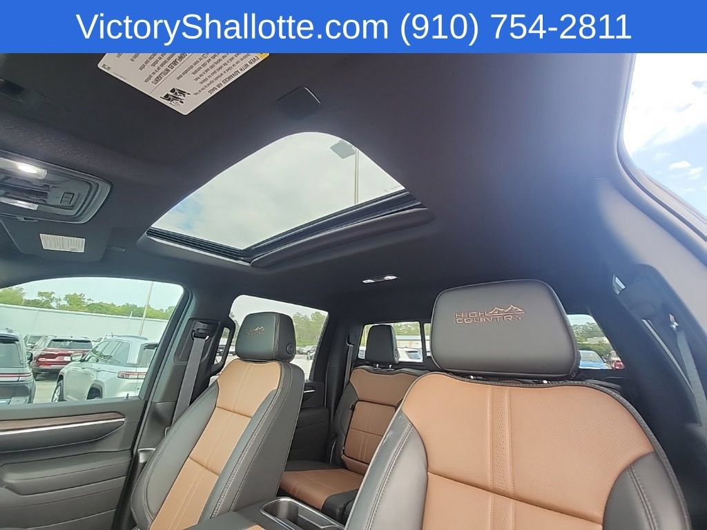 Used 2026 Chevrolet Silverado 2500 High Country w/ High Country Premium Package AWD/4WD image 6