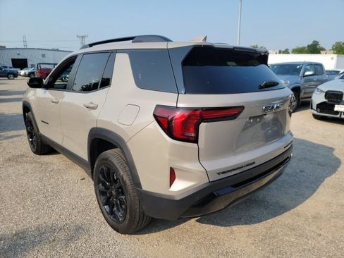 Used 2026 GMC Terrain Elevation w/ Elevation Premium Package AWD/4WD image 4