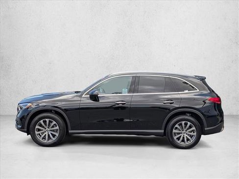 Used 2026 Mercedes-Benz GLC 300 4MATIC image 9