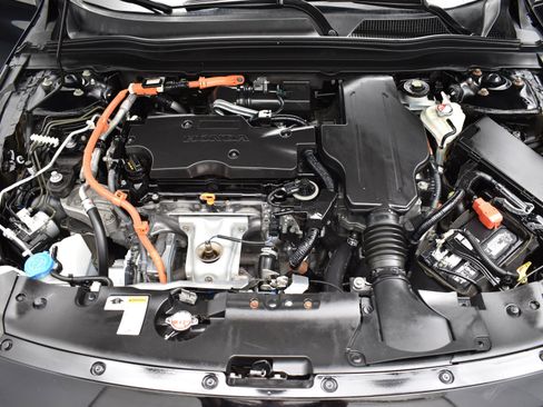 Used 2018 Honda Accord EX image 6