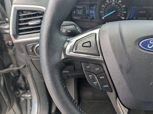 Used 2024 Ford Edge Titanium image 22