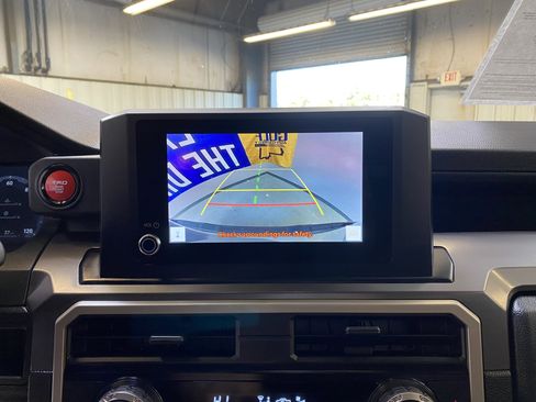 Used 2025 Toyota Tacoma TRD Off-Road image 41