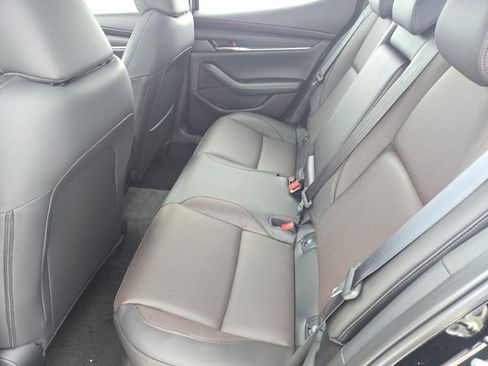 New 2026 MAZDA MAZDA3 Hatchback w/Premium Plus Pkg image 14