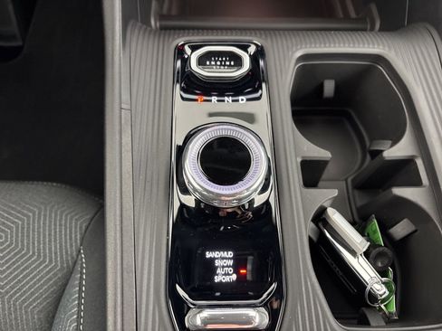 New 2026 Jeep Cherokee Laredo image 25