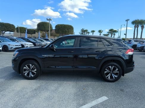 New 2026 Volkswagen Atlas Cross Sport SE image 11