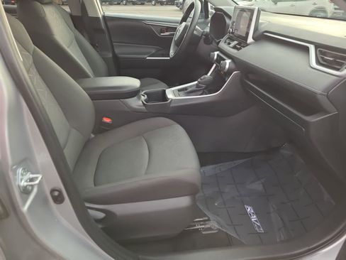 Used 2024 Toyota RAV4 XLE image 22