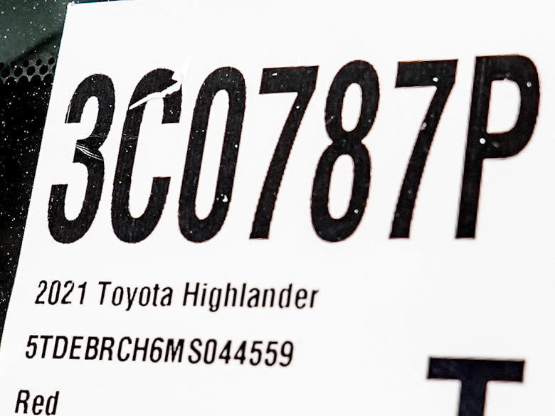 Used 2021 Toyota Highlander Platinum AWD/4WD image 34