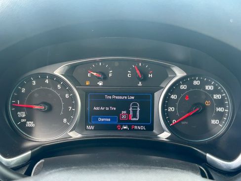 Used 2020 Chevrolet Equinox LT FWD image 21