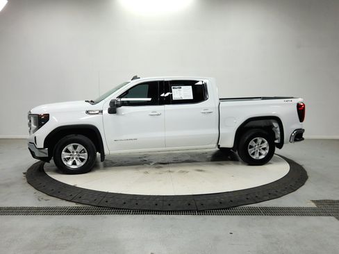 Used 2024 GMC Sierra 1500 SLE AWD/4WD image 5