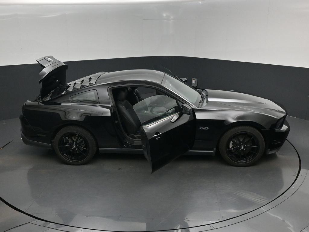 Used 2012 Ford Mustang GT Premium RWD image 18