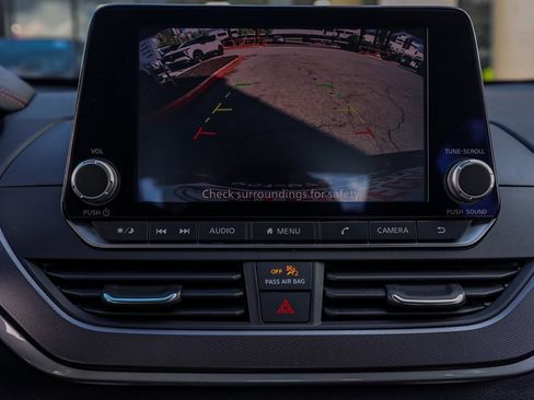 Certified 2023 Nissan Altima 2.5 SR image 29