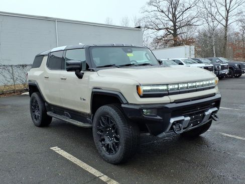 New 2026 GMC Hummer EV SUV image 1