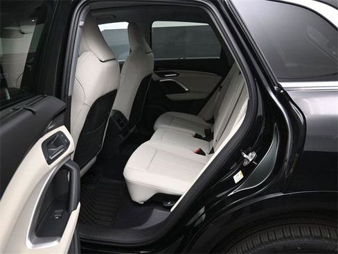New 2025 Audi Q5 Premium Plus image 11
