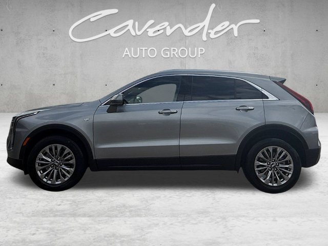 Used 2025 Cadillac XT4 Premium Luxury FWD image 13